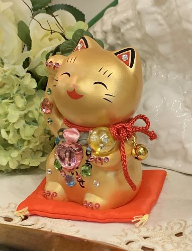 招き猫 デコレーション キラキラ 置物 おしゃれ かわいいラインストーンのデコレーションがかわいい 彩耀お金まねき猫 玉持ち 金 右手 商売繁盛 開店祝い 合格祈願 御祝 内祝 縁起物 Crunchusers Com