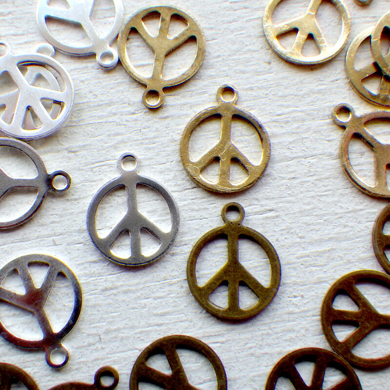 楽天市場】【5個パック】ピースマークチャーム シルバー色 [18mm×14.5