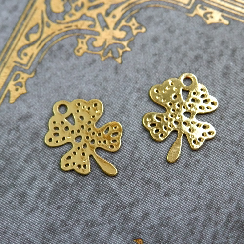 HERMES クローバーチャーム 2色セット 楽天市場】HERMES エルメス ラッキー4 クローバー モチーフ 四葉