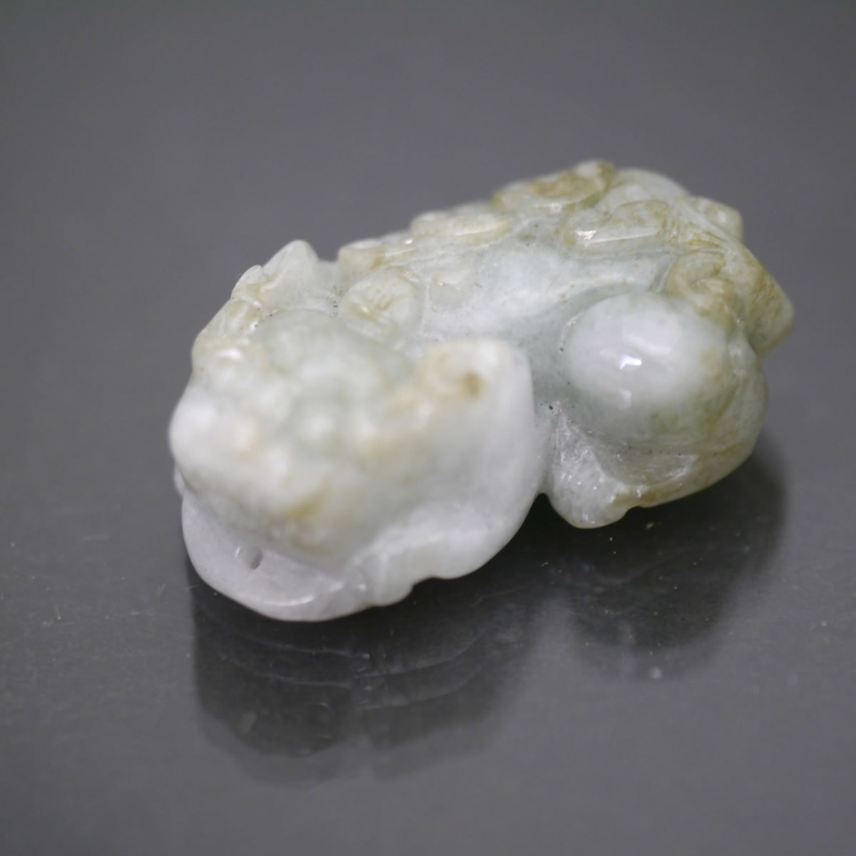 中国美術品・翡翠原石・観音盤龍・極細工3D浮彫・縁起・ペンダント・地上最強御守 中国美術品・翡翠原石・観音盤龍・極細工3D浮彫・縁起