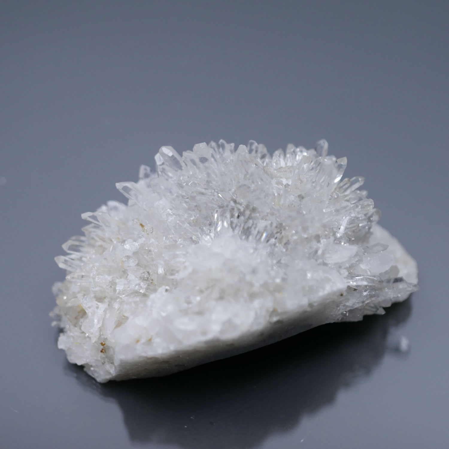 楽天市場】【菊花水晶クラスター 中国・四川省産 274g】【メール便不可