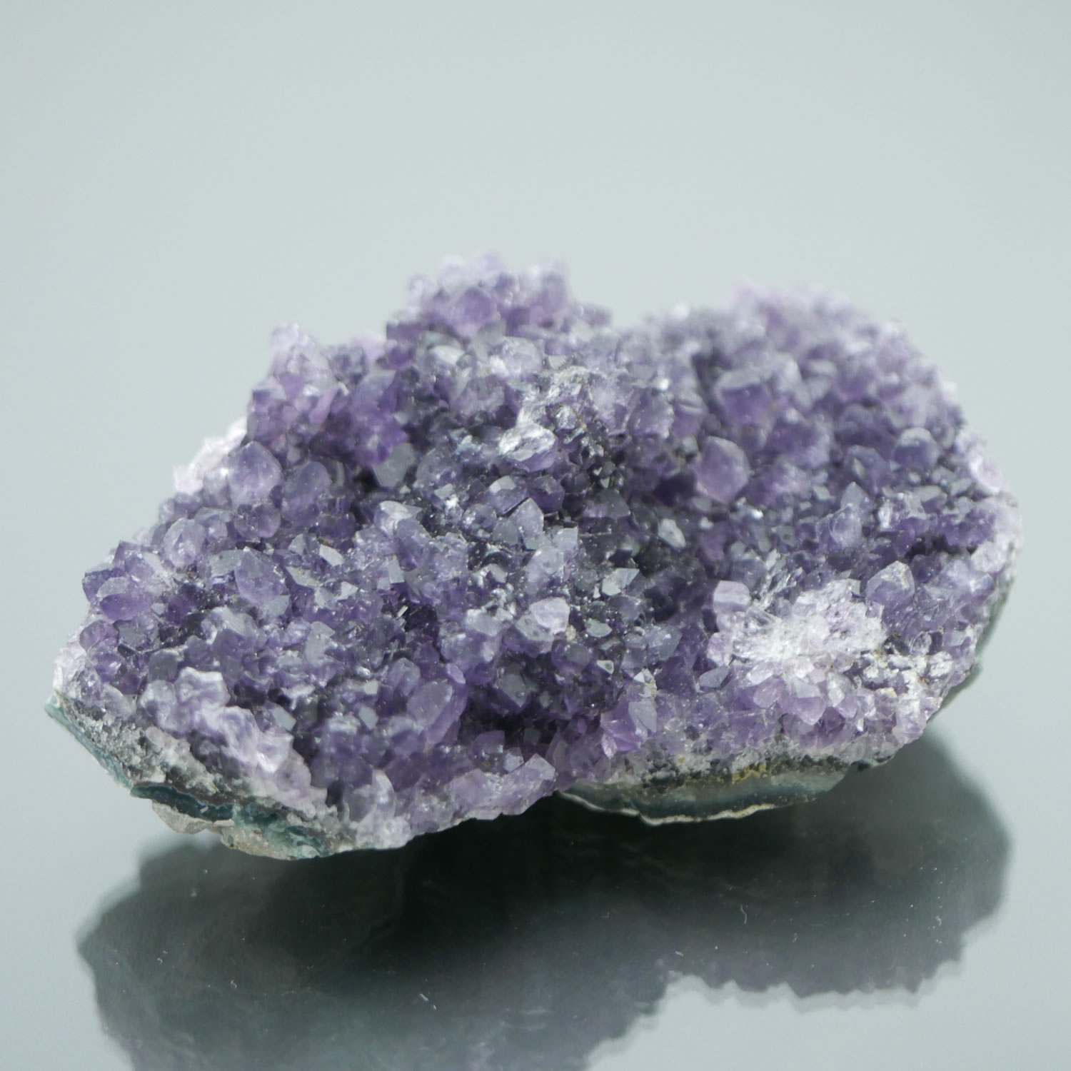 楽天市場】アメジストクラスター（紫水晶原石）553g 浄化の置物 : 中国