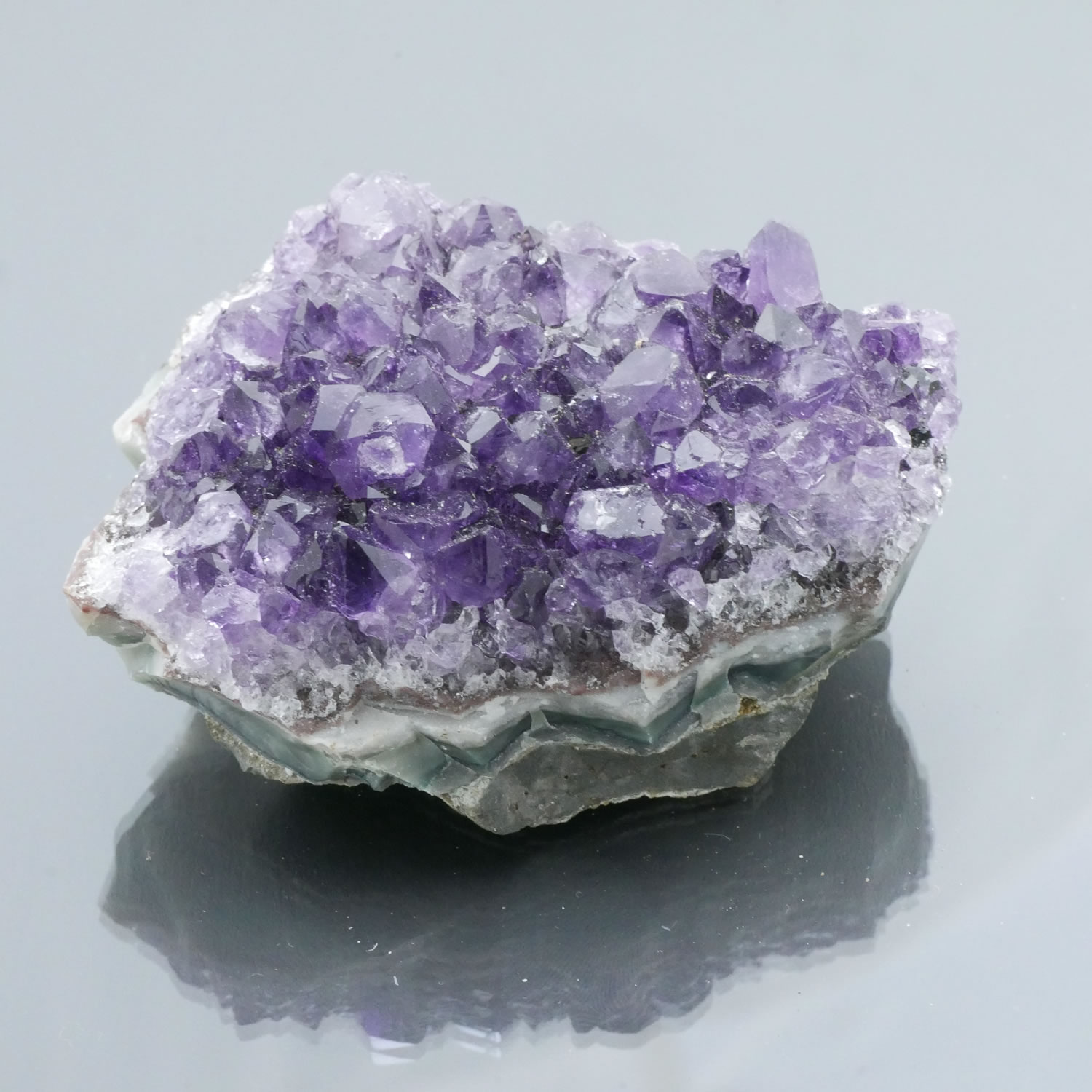 楽天市場】ウルグアイ産 アメジスト タワー 現物 570g 紫水晶 置物