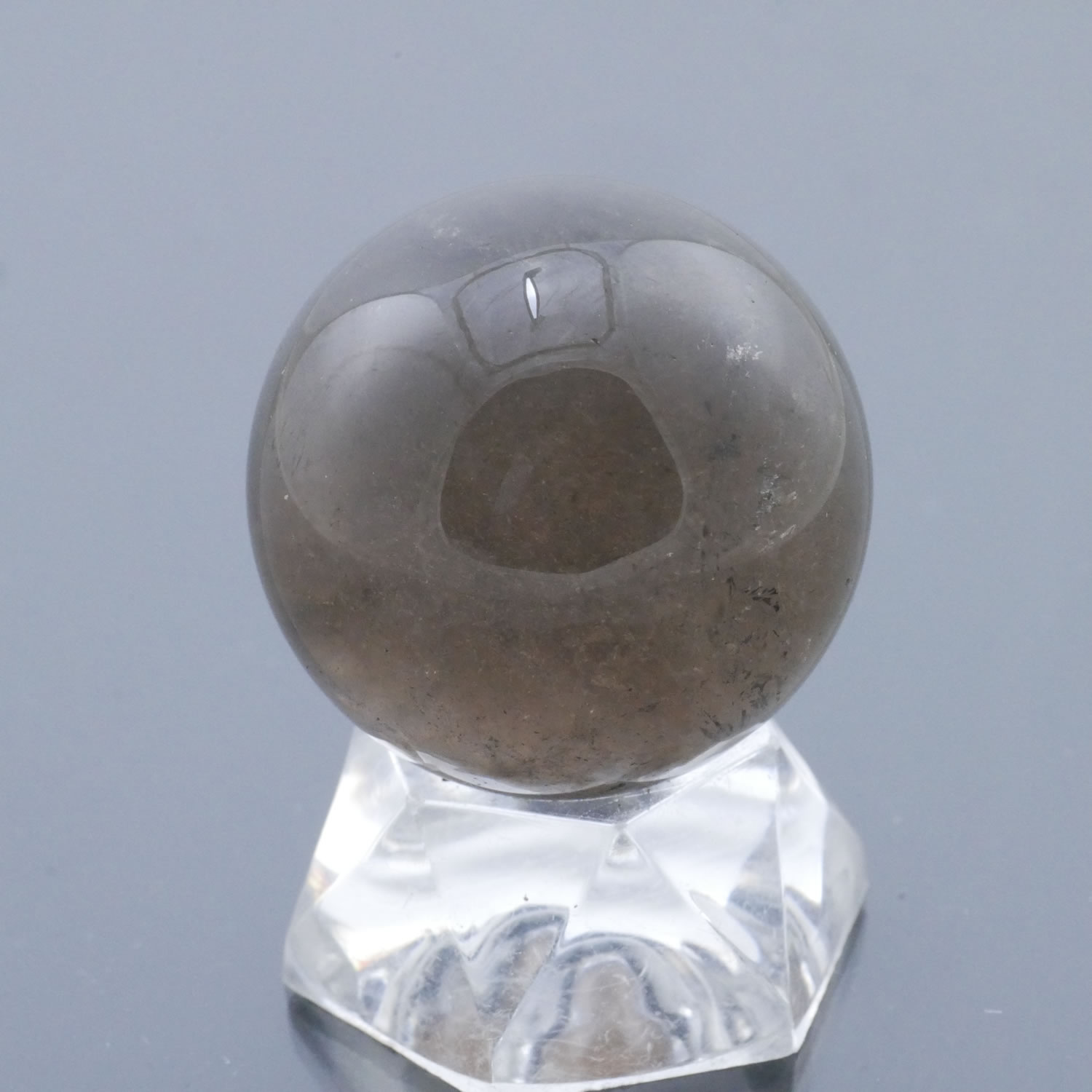 楽天市場】スモーキークォーツ 丸玉 茶水晶 直径約68mm 台座 楽天市場】スモーキークォーツ 丸玉 茶水晶 直径約68mm 台座