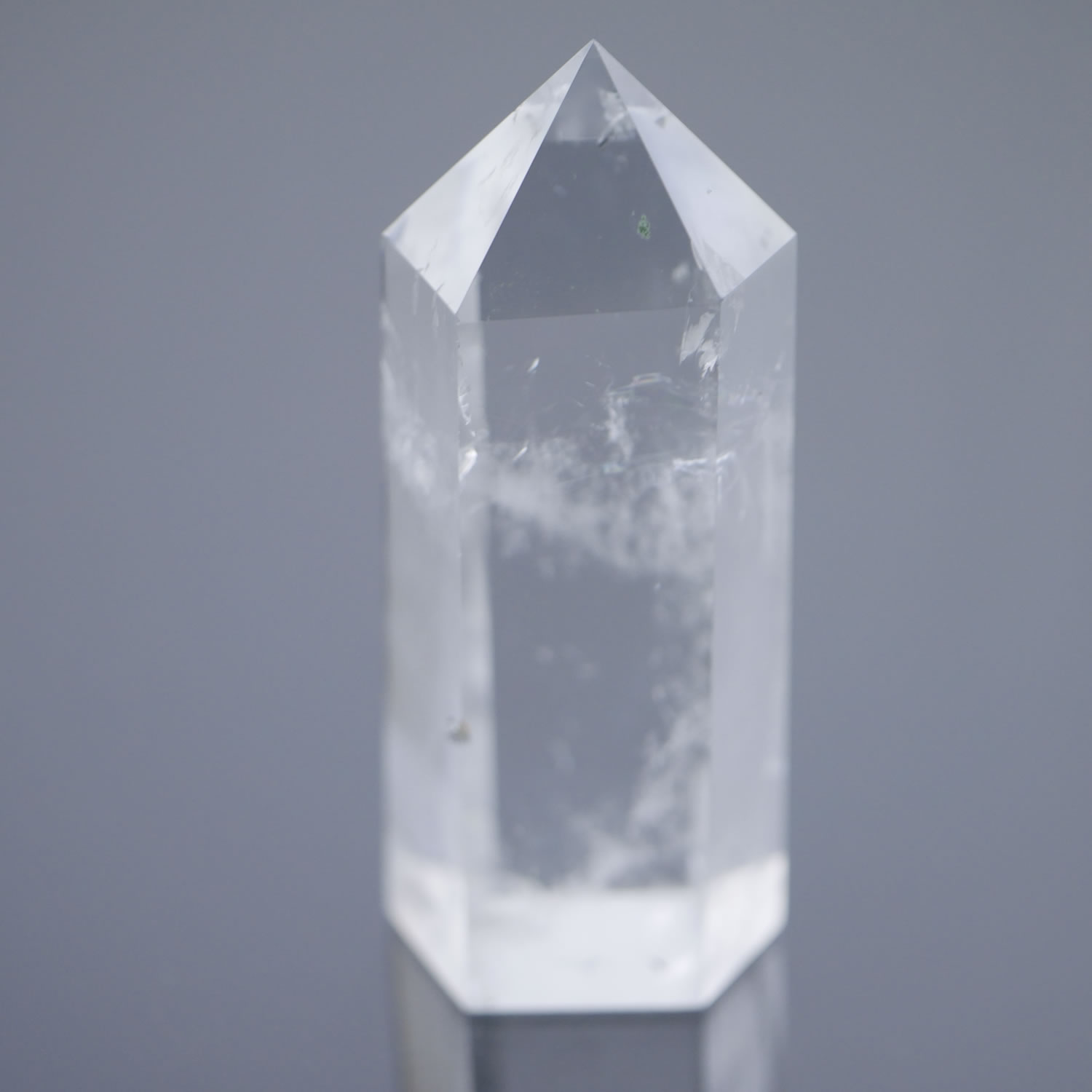 天然本水晶ポイント 1点物 約113.9ｇ 約77.2mm×約32.1mm 天然石 置き物 浄化 除障 魔除け