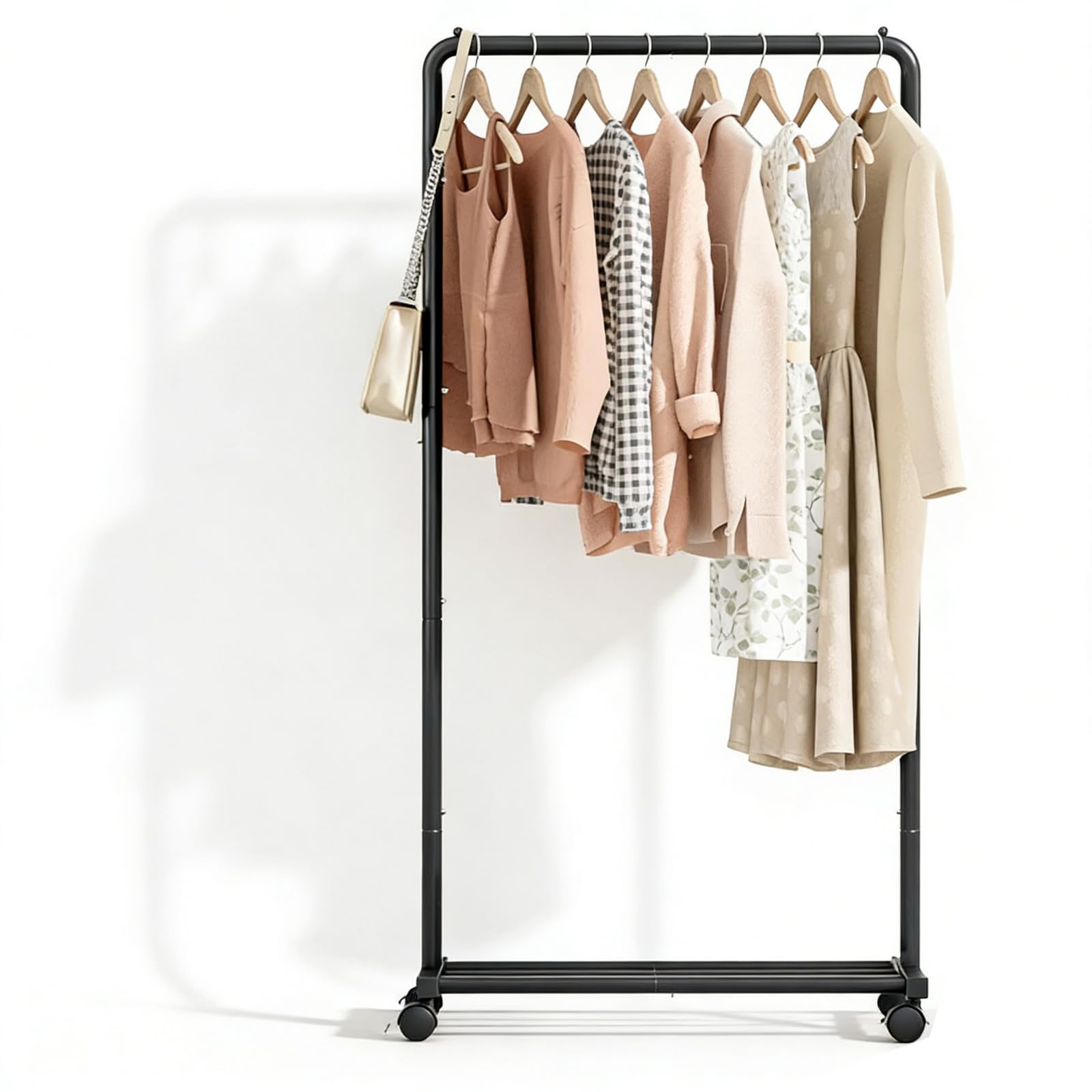ハンガーラック スリム キャスター付き パイプハンガー 頑丈 耐荷重37kg コートハンガー 洋服掛け 物干し 収納ラック 幅71cm 高さ150cm 1段棚付き 省スペース 衣類収納 おしゃれ 玄関 寝室 組立簡単 ブラック｜ハッピージョイフルマーケット