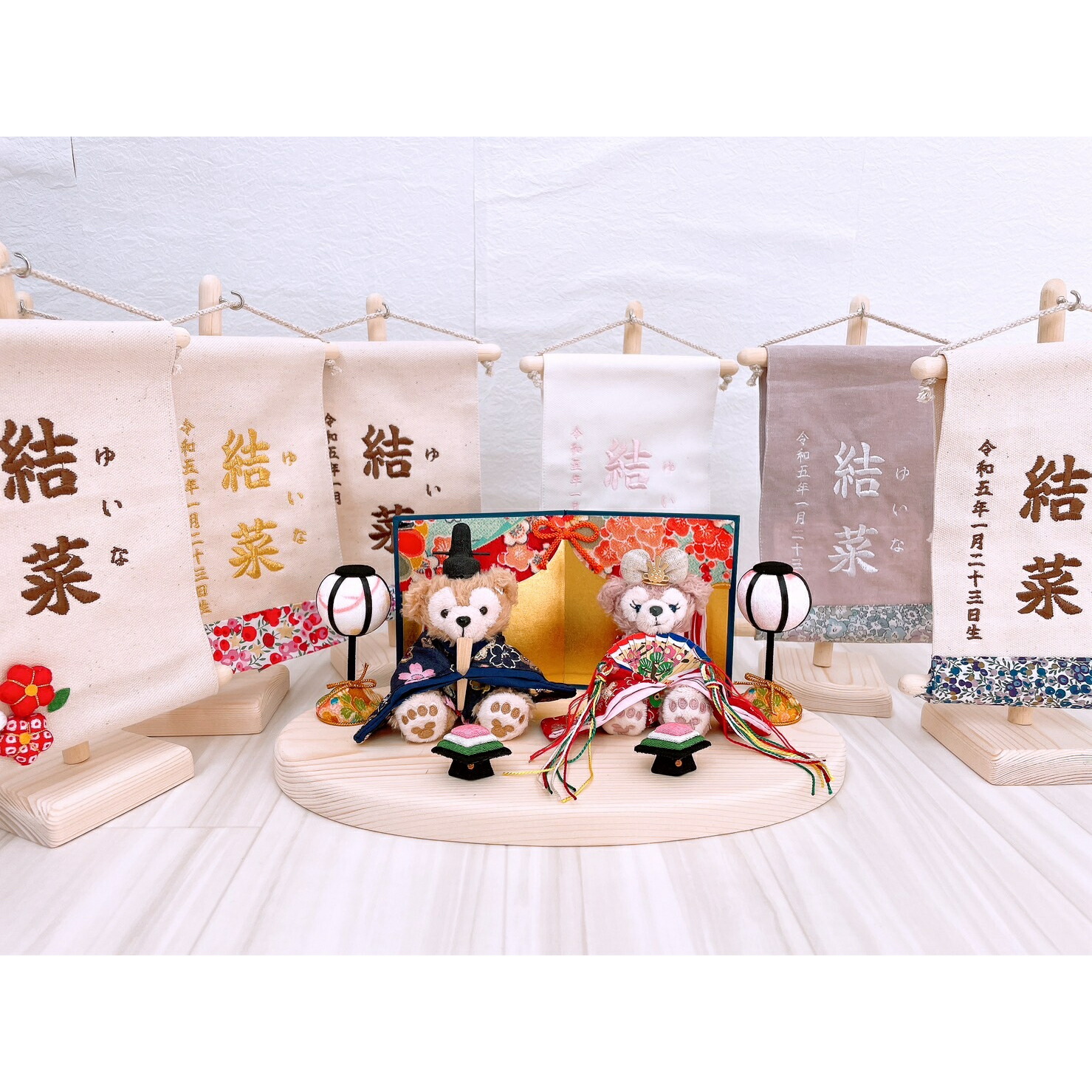 おひな様と一緒に♪額入り名前刺繍*small-kinari 楽天市場】刺繍 名前札 名前旗 女の子 お花のモチーフ 節句 名旗