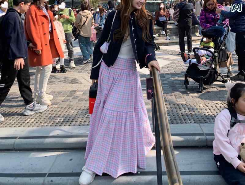 ロングスカート チェック柄 Aライン ハイウエスト プリーツ加工 着痩せ 体型カバー カジュアル 大人かわいい お出かけ 裏地付き スタイルアップ 動きやすい きれいめ フレア ボトムス マキシ丈 ウエストゴム仕様 フェミニン 春夏秋 普段着 通勤 旅行