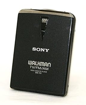 【中古】（人並み外れたに似つかわしい）SONY ソニー WM-FX1-B 黒いこと ラジオ受信機付カセットウォークマン Dolby NRとり備える 生まれ変わり専用機（ポータブルカセットプレーヤー）