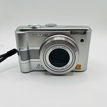 【中古】パナソニック デジタルカメラ LUMIX DMC-LZ5-S シルバー