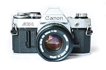 【中古】Canon AE-1 35mmフィルムカメラ 50mm 1:1.8レンズ (リニューアル)