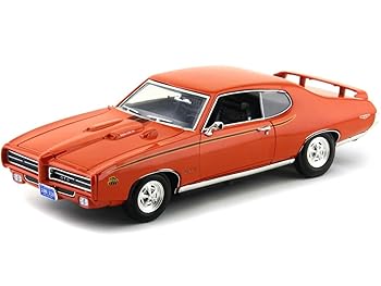 【中古】(非常に良い)1/18 MOTORMAX 1969 PONTIAC GTO JUDGE WHITE 【並行輸入品】|ハッピーストア藤岡