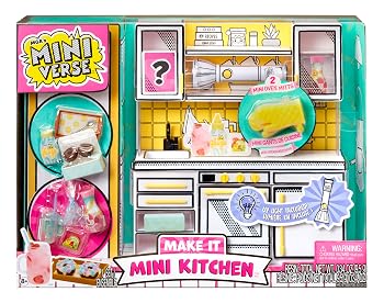 【中古】MGAのミニバースミニキッチンキッチンプレイセット、UVライト付き、収集品、DIY、樹脂プレイ、限定、ミステリーレシピ、ミニオーブンミット 食べ|ハッピーストア藤岡