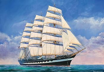 【中古】(非常に良い)ズベズダ 1/200 ロシア 帆船 クルーゼンシュテルン号 プラモデル ZV9045｜ハッピーストア藤岡