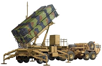 【中古】トランペッター 1/35 アメリカ軍 M983 HEMTTトラクター&ペトリオット PAC-3ランチャーステーション プラモデル 01037|ハッピーストア藤岡