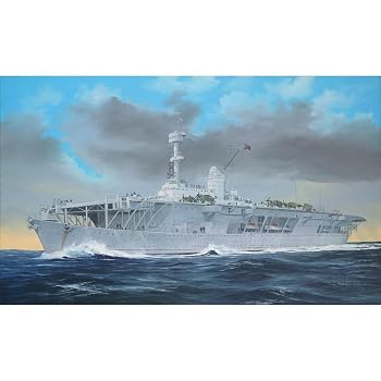 【中古】(非常に良い)トランペッター 1/350 ドイツ海軍 航空母艦 ヴェーザー プラモデル 05633 成型色|ハッピーストア藤岡
