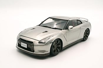 【中古】(非常に良い)フジミ模型(FUJIMI) 1/24 インチアップシリーズ No.131 NISSAN GT-R(R35)エンジン付き プラモデル|ハッピーストア藤岡