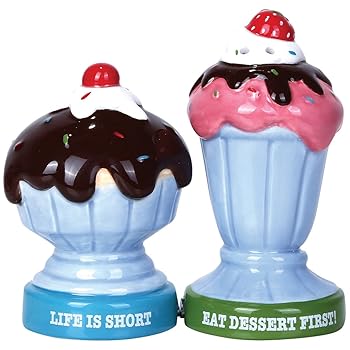 【中古】(非常に良い)Ice Cream Dessert Sundae Ceramic Magnetic Salt and Pepper Shaker Set|ハッピーストア藤岡