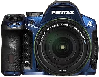 【中古】(非常に良い)PENTAX デジタル一眼レフカメラ K-30 レンズキット [DA18-135mmWR] クリスタルブルー K-30LK18-135 C-BL 15768｜ハッピーストア藤岡