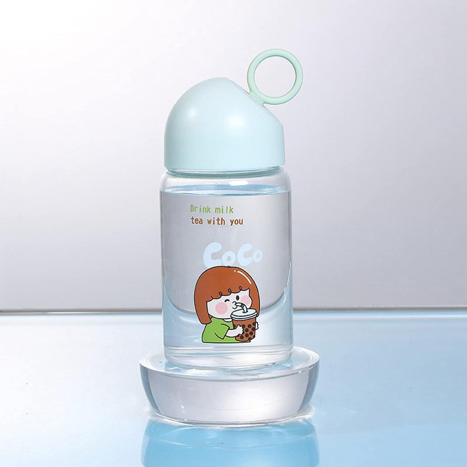 ガラス水筒 クリアボトル グラス ウォーターボトル 260ml かわいい 女の子 キッズ 目盛り付き 直飲み 夏用 旅行 ジム スポーツ 蓋付き 透明 水分補給 マイボトル 耐冷 耐久性 手提げ付き