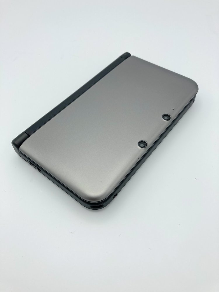 中古 ニンテンドー3DS LL シルバーXブラック