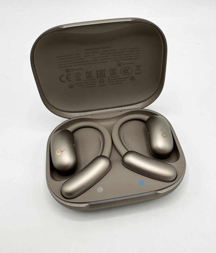 【中古 動作確認済】 Anker Soundcore AeroFit 2 ブロンズゴールド 音楽 ミュージック 音楽鑑賞 運動 ランニング 通勤 通学 耳 イヤー イヤホン 音質 没入感 集中 音 使いやすい ジムリラックス 小さい｜中古ゲーム＆家電類取扱店ハリソン