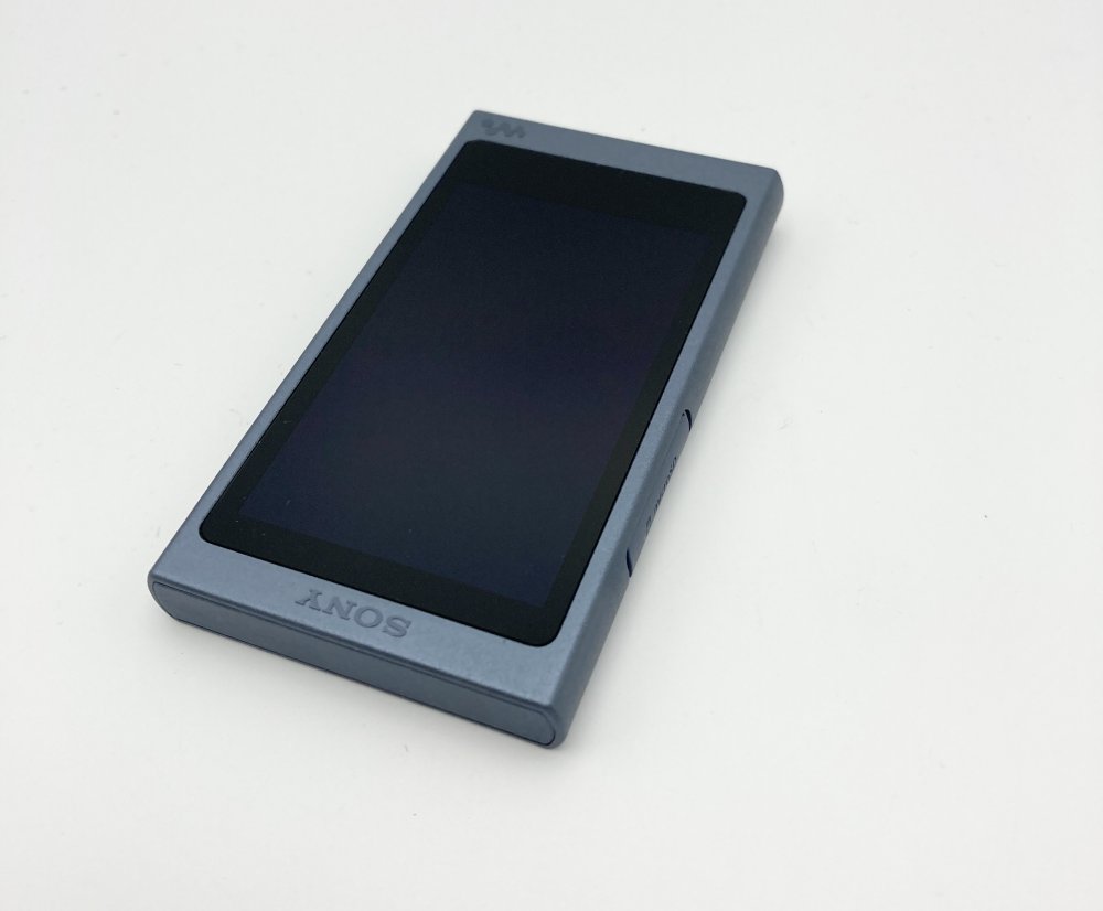 【中古 動作確認済】 ソニー ウォークマン Aシリーズ 16GB NW-A45 ムーンリットブルー NW-A45 L 音楽 MP3 MP3プレイヤー SONY 音 通勤 通学 音楽鑑賞 多機能 ランニング ウォーキング ジム 運動 ミュージックプレイヤー 音楽プレイヤー｜中古ゲーム＆家電類取扱店ハリソン