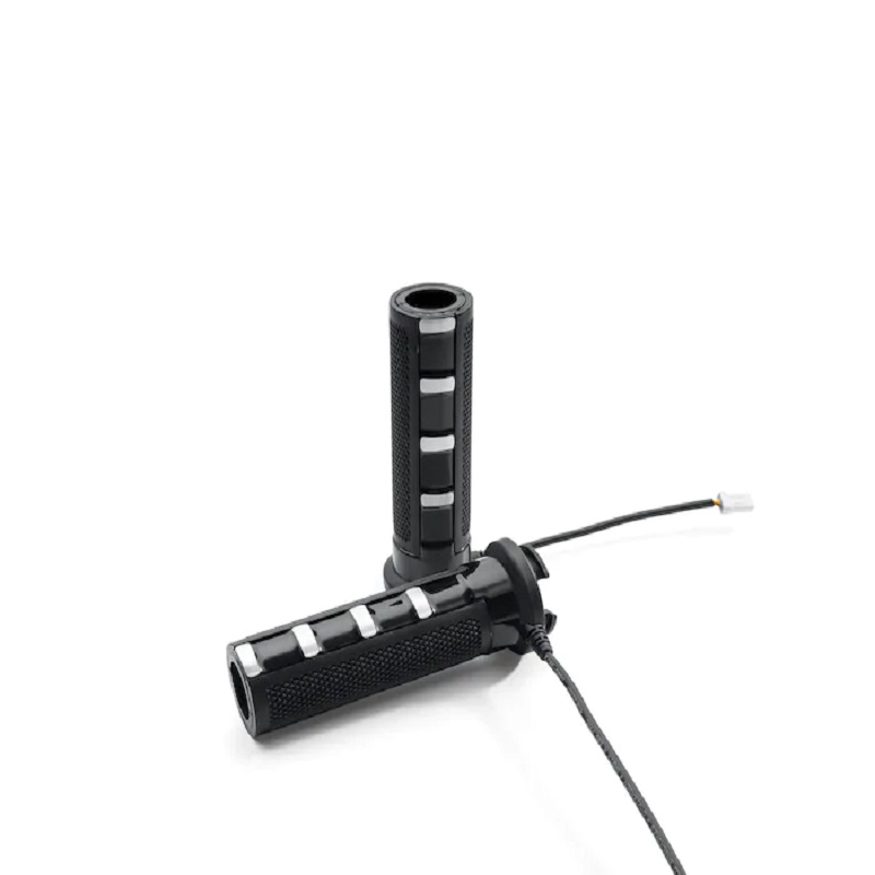 【56100483】ハーレー純正　ワイルドワンヒートハンドグリップ Wild One Heated Hand Grips