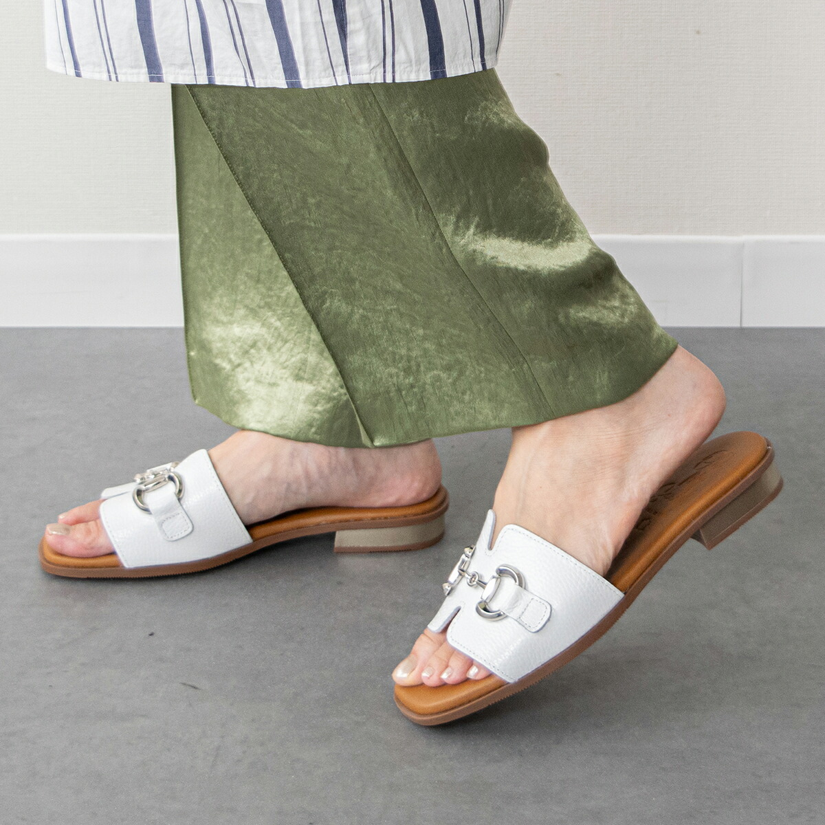 Oh my Sandals ローヒールビットスライドサンダル