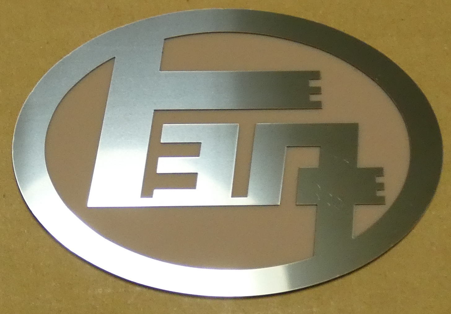 Rakuten エンブレム 車 トヨタ トヨタエンブレム ステンレスブラックba製 エンブレム オリジナルエンブレム トヨタ カーエンブレム トヨタマーク カー用品 ドレスアップ カーアクセサリー 外装 Toyota 豊田 改造 カタカナ レトロ フロントエンブレム リアエンブレム