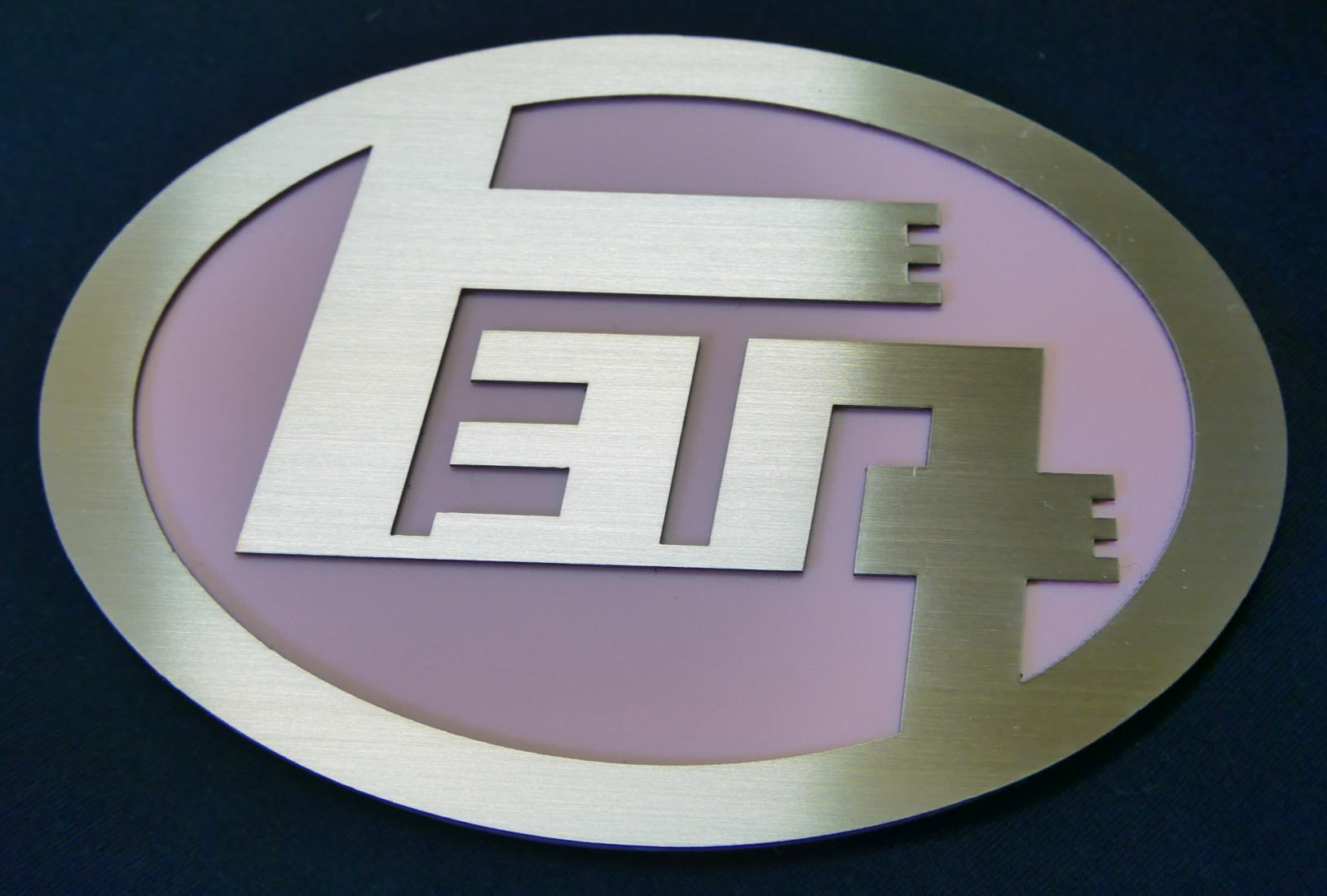 楽天市場】エンブレム 車 トヨタエンブレム ステンレスHL製 ベル