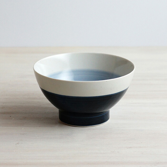 楽天市場】波佐見焼 食器 半青・半赤 くらわんか碗 和山 WAZAN 茶碗 お