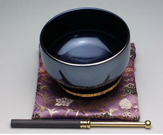 今めかしい仏具 りん仕かける 浄慧リン仕かける 前日シ色（なす色） 差しわたし75粍 今日このごろ的 リン仕かける 敷き妙 りん棒 りん台付 の4点仕かける