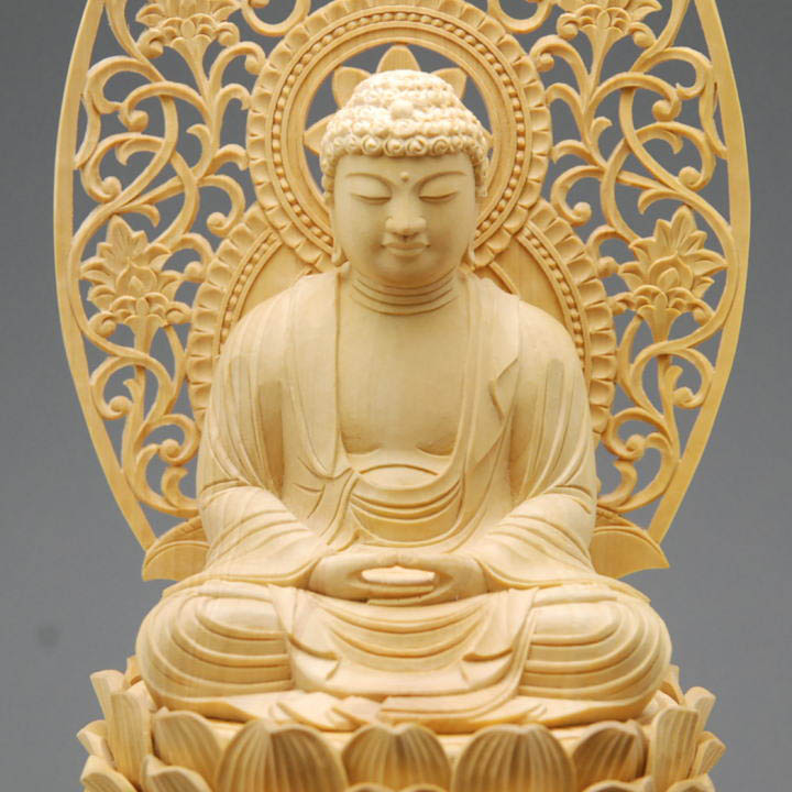 【月末セール・新品】 釈迦座像　柘植　総高さ約20.5㎝　スタンドレリーフ 楽天市場】総柘植仏像 眼入座釈迦如来（金泥入) 六角台座 唐草