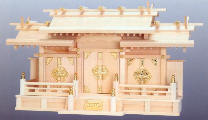 神棚 出雲 大屋根食い違い三社型（大 高39）扉金具 尾州桧（木曽桧）国産 日本製 貨物輸送無料