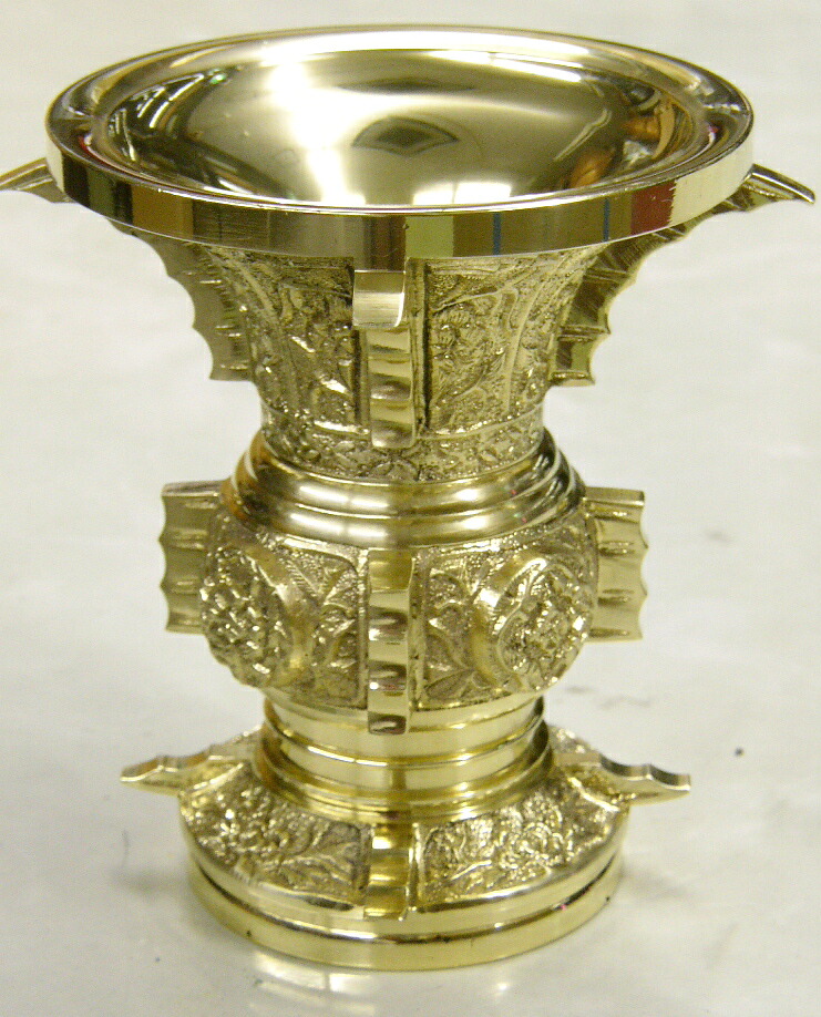 仏具 仏花 丸型四鰭花立本山彫磨き仕上3.5号 送料無料|仏壇仏具 神棚 数珠のLifeハセガワ