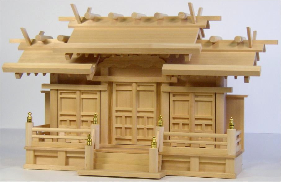 神棚 出雲 屋根違い三社型（中 高39）扉唐戸 尾州桧（木曽桧）国産 日本製 送料無料