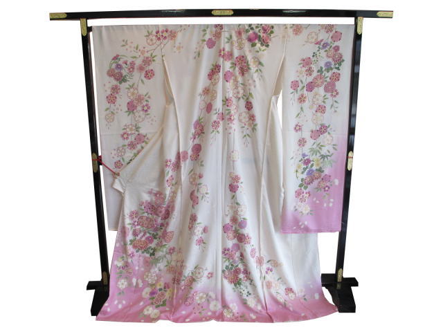 振袖八重桜や菊（白）｜いつも元気なきもの屋さん