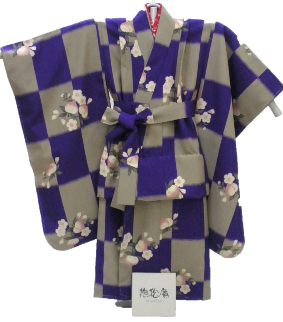 ３才着物・襦袢３点セット【撫松庵】【桃】【特価品】【日本製】【３歳】【七五三】【肩上げ・腰上げ済み】【刺繍半衿付き】【送料無料】【三つ身】