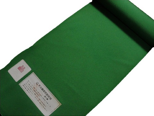 正絹色無地布切れ【店卸し資産懲らしめる品】【浜ちりめん】【共八掛付】【日本製】【緑であること】【雨合羽製作済み】【未仕立てもの】【貨物輸送無料】