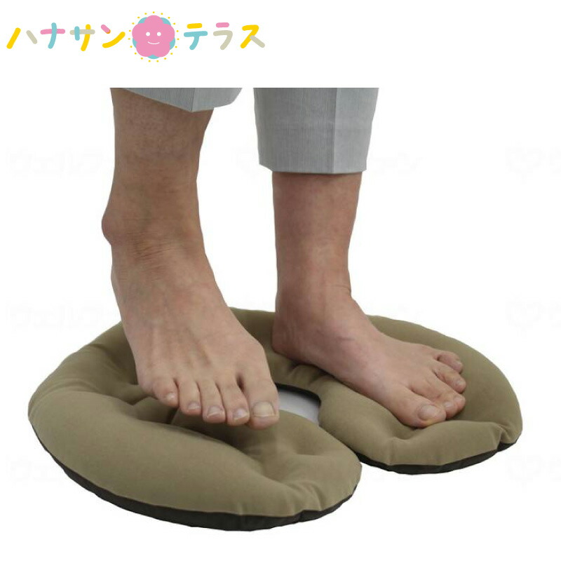 介護 予防 リハビリテーション レクリエーション 砂浜クッション ムッシュ リハビリ 安全 ウォーキング クッション 足踏みマット 足裏 土踏まず 刺激 歩く 座る 健康グッズ 健康器具 手軽 室内 介護予防 トレーニング コミュニケーション