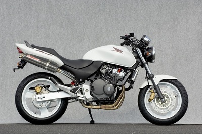 バイクパーツ YAMAMOTOレーシング ヤマモト.R ステン4-1/カーボンサイレンサー/キャタナシ HORNET250 10253-11SCB 4521717004076