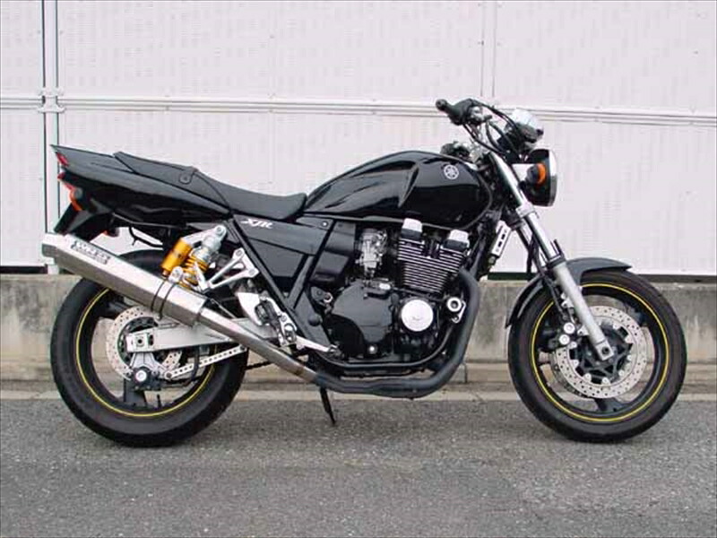 バイク用品 マフラーダブルアールズ WR`S スリップオン ステンレスφ105 JMCA XJR400R 01-BF2403JM 4547567358862|バイク用品はとやグループ2号店