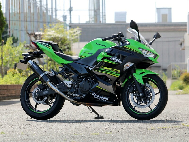 マフラー ダブルアールズ WR`S S O ラウンドカーボンサイレンサー Ninja400 18-21 2BL-EX400G 22- 8BL-EX400L BC4430JM 4549950882343 取寄品|バイク用品はとやグループ2号店
