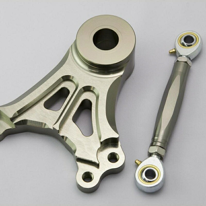 バイクパーツK FACTORY(ケイファクトリー) リアキャリパーサポートセット φ220用 103VZBA014C4582215605950ZRX1200R/1200DAEG｜バイク用品はとやグループ2号店