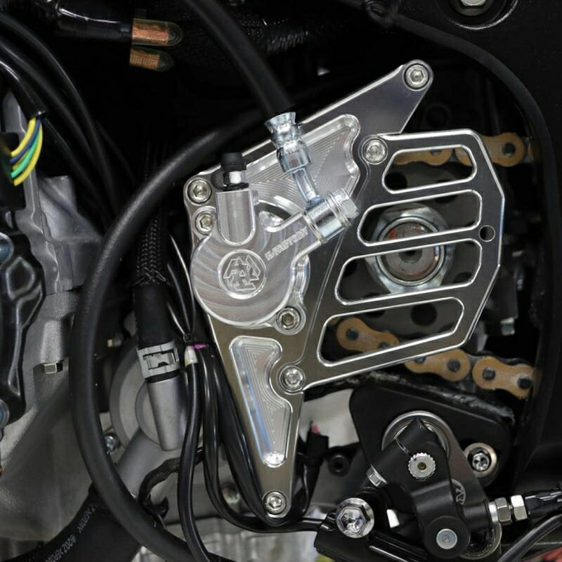 バイクパーツ ケイファクトリー フロントスプロケットカバー メタリックSLV 268FZAQ029N 4582215623695 28,168円