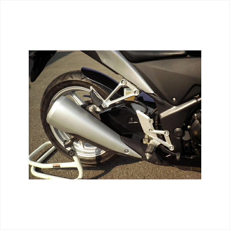 バイクパーツ 外装サイタニヤファクトリー リアフェンダー/黒ゲル 3HC25RF-B 4548664619092CBR250R(MC41)｜バイク用品はとやグループ2号店 18,821円