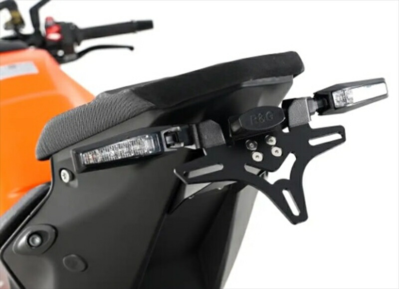 バイクパーツ 外装 アールアンドジー Licence Plate Holders:BLACK 1390 SuperDuke R/R Evo 24- / 990Duke 24- RG-LP0374BK 4580779595052