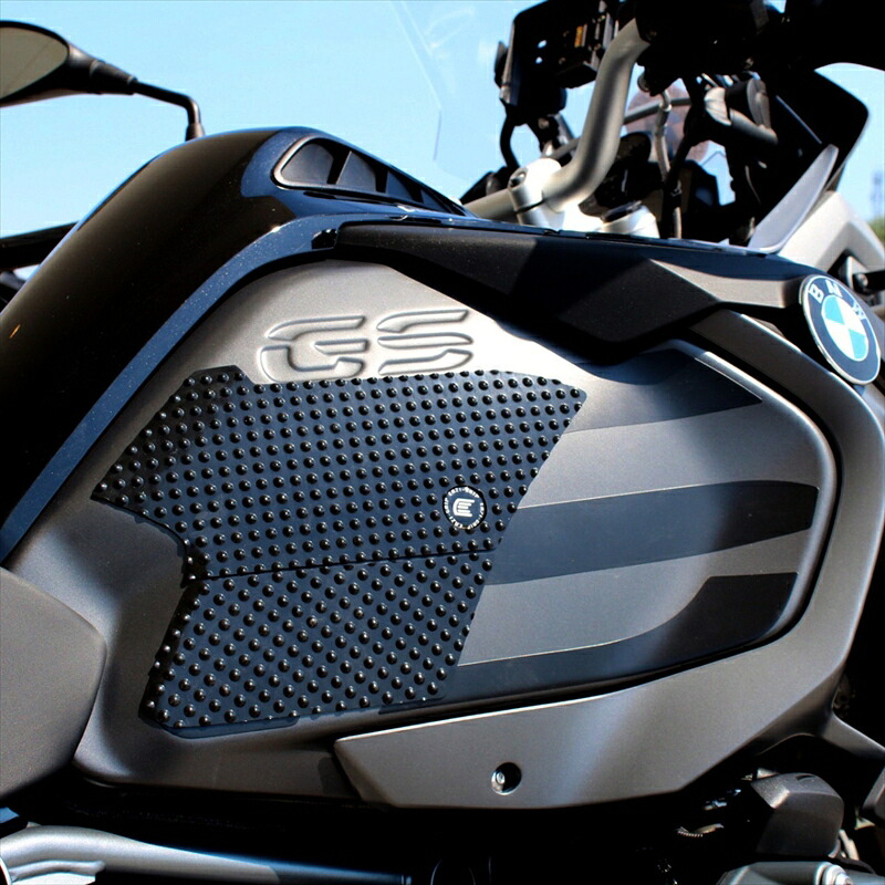 バイクパーツ 外装 R&G(アールアンドジー) Eazi-Grip Tank Grips:EVO:BLACK COLOR RG-EVO117BL 4573619291245