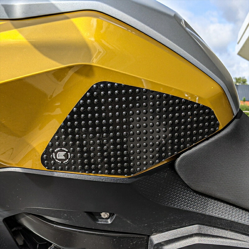 バイクパーツ 外装 R&G(アールアンドジー) Eazi-Grip Tank Grips:EVO:BLACK COLOR RG-EVO130BL 4573619291443